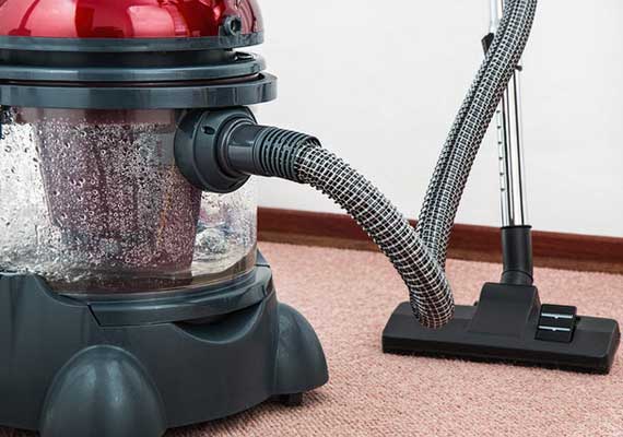 Landlord-paying-for-carpet-cleaning